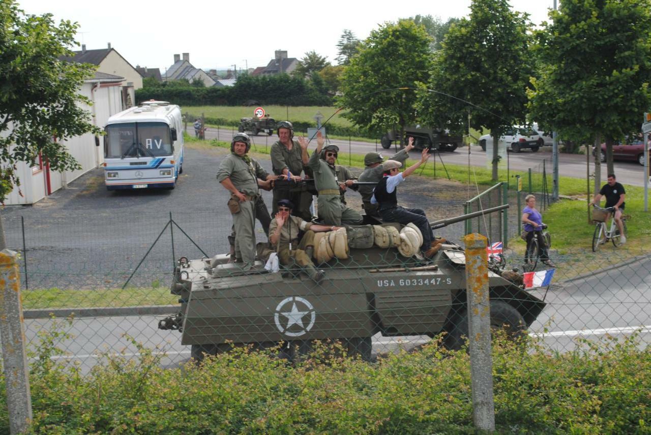 Gite Le Sainte Mere Eglise Bagian luar foto
